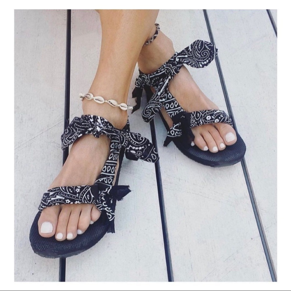 Arizona Love Trekky Chou Black Bandana 39 Sold out